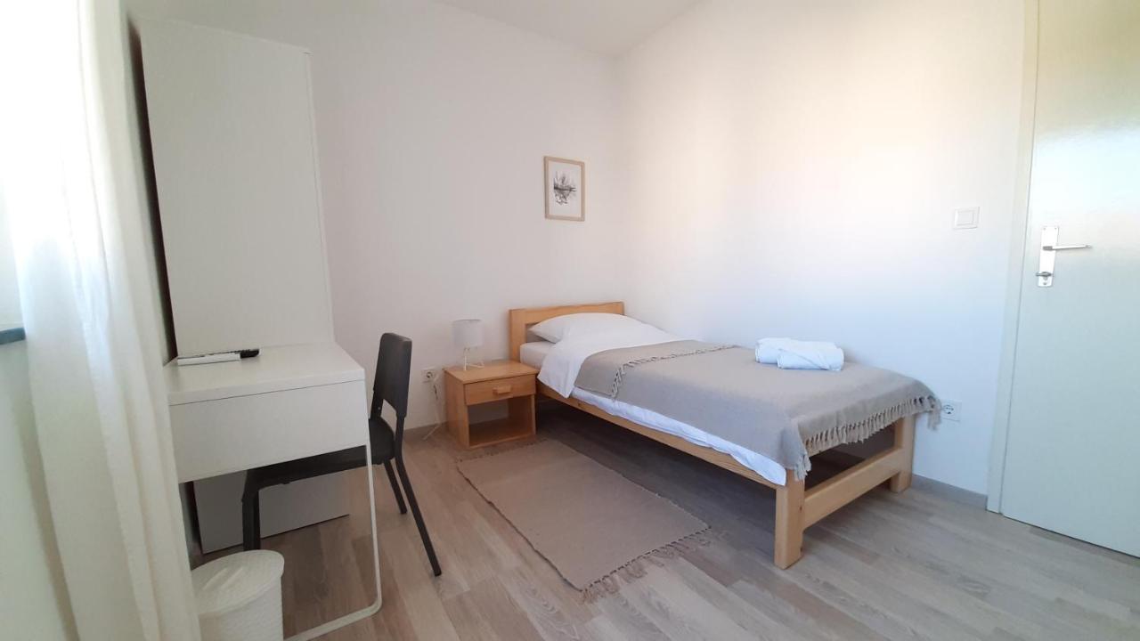 Posteja Rooms Zára Kültér fotó