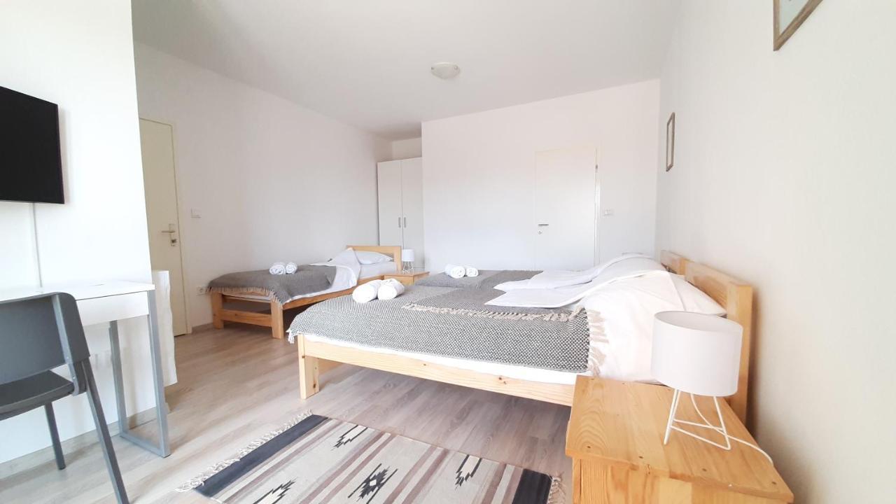 Posteja Rooms Zára Kültér fotó
